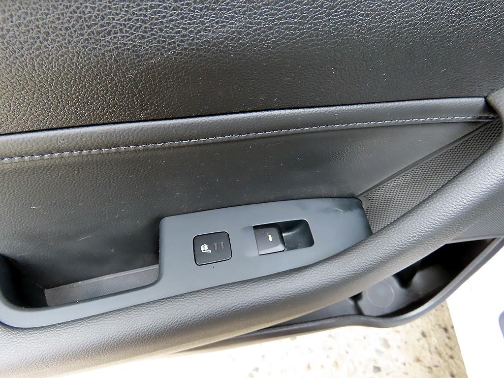 HYUNDAI Sonata 2016 Blanco - Importación desde Corea - HF Imports Iquique - Foto 17