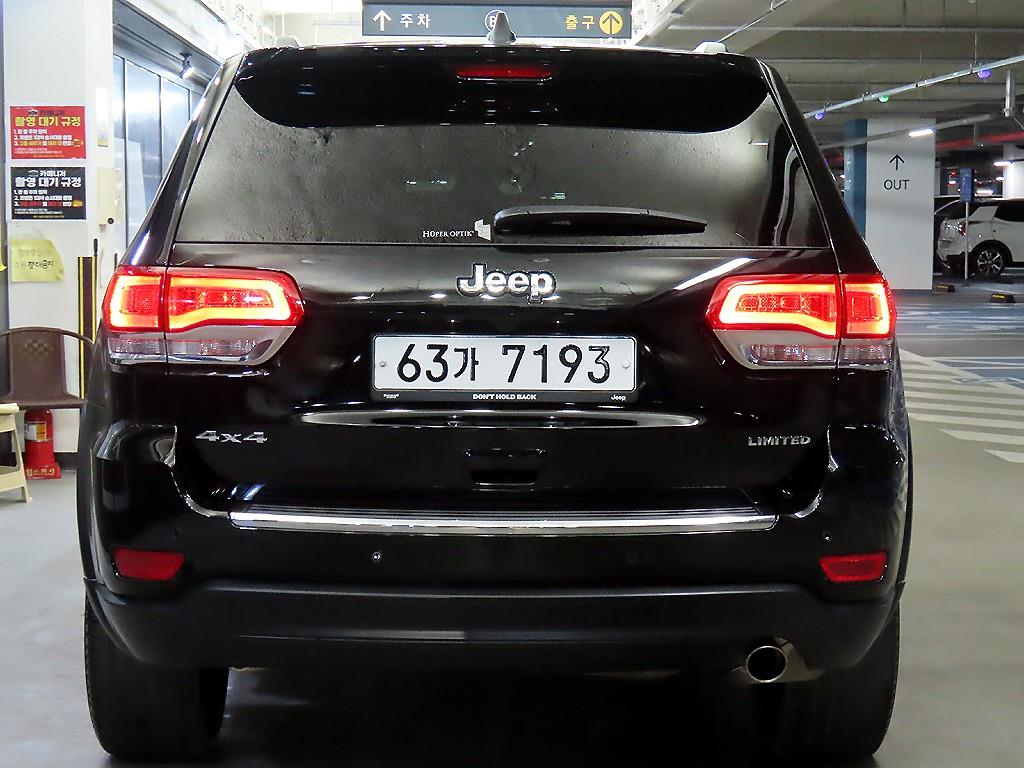 Jeep Cherokee - Vista 5