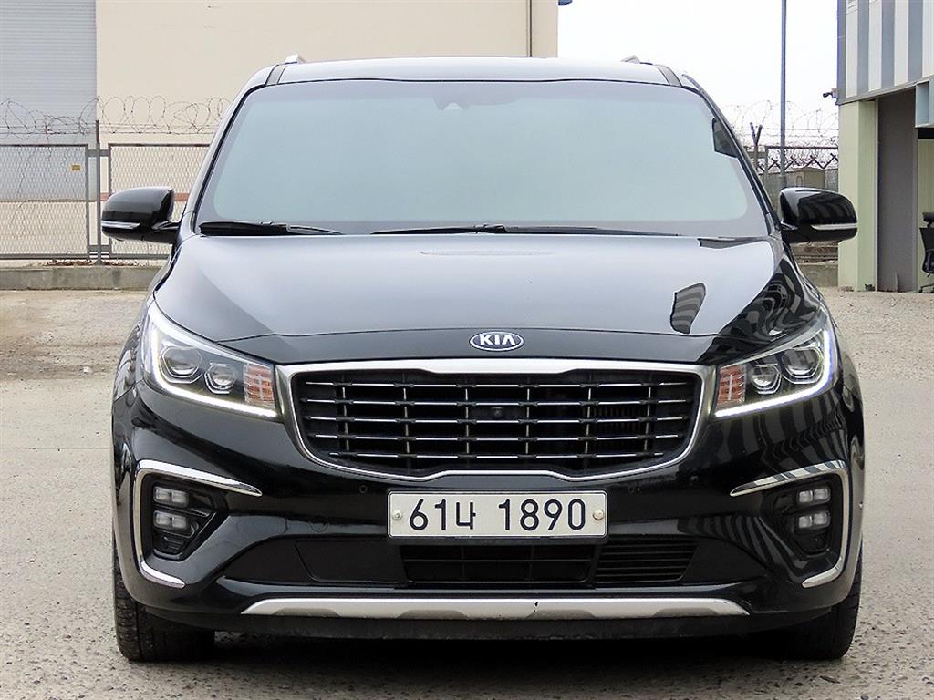 KIA Carnival 2019 Negro - Importación desde Corea - HF Imports Iquique - Foto 1