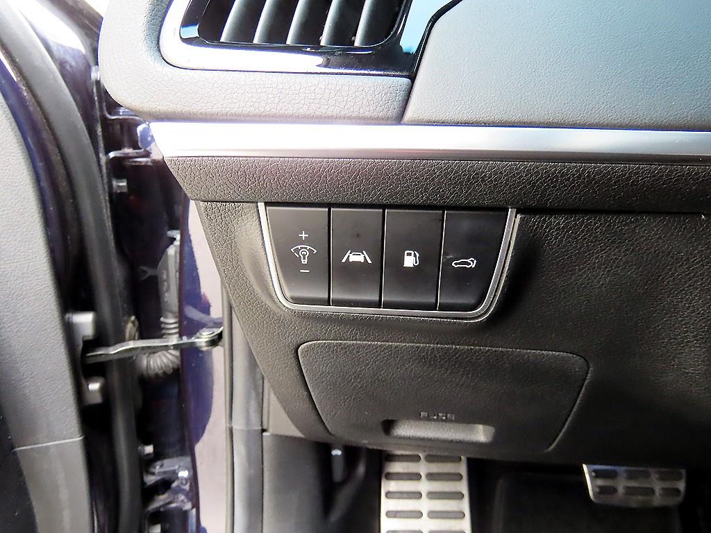 KIA Stinger - Vista 12