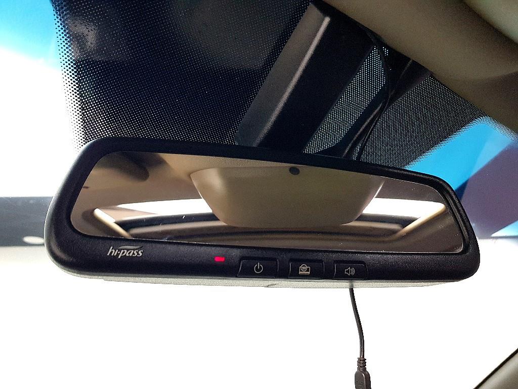 Ssangyong Korando - Vista 11