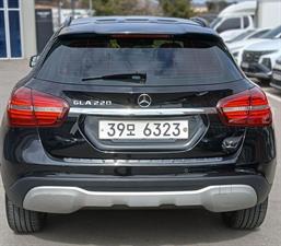Mercedes Benz GLA Class - Vista 6