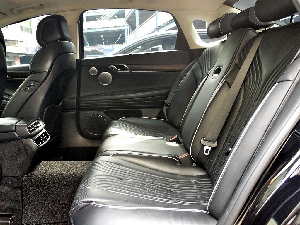 Genesis G80 - Vista 11