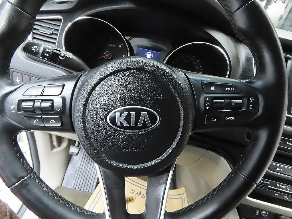 KIA Carnival 2019 Blanco - Importación desde Corea - HF Imports Iquique - Foto 13