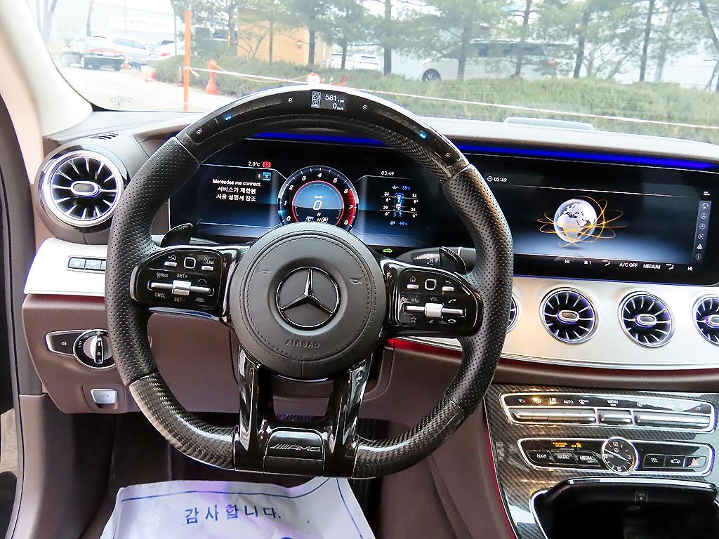 Mercedes Benz CLS Class - Vista 8