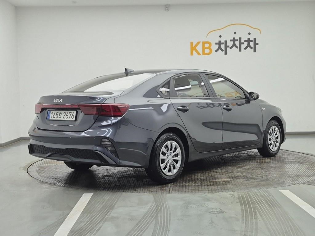 KIA K3 - Vista 4