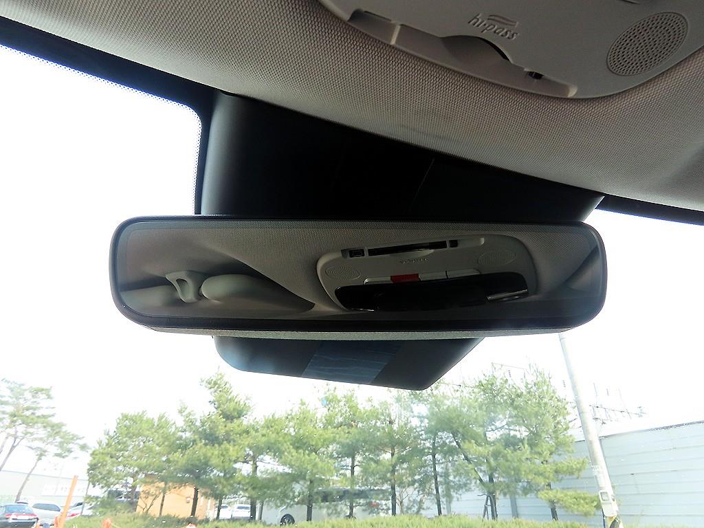 KIA EV6 2022 Negro - Importación desde Corea - HF Imports Iquique - Foto 13