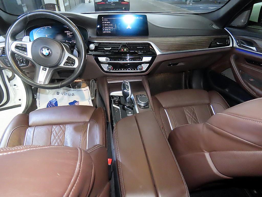 BMW 5 Series - Vista 10