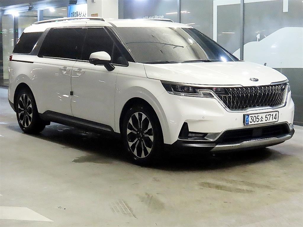 KIA Carnival 2021 Blanco - Importación desde Corea - HF Imports Iquique - Foto 1