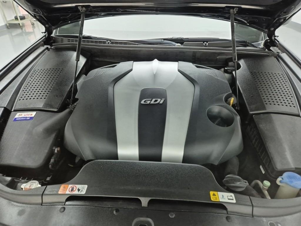 HYUNDAI Equus - Vista 5