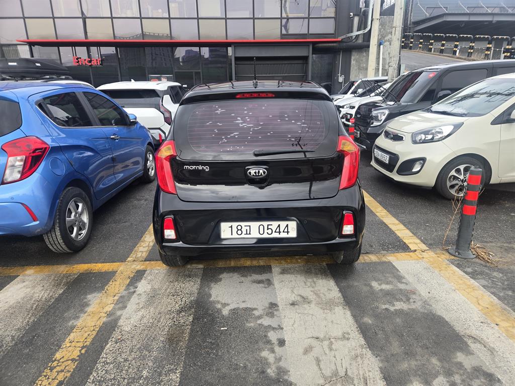 KIA Morning - Vista 4