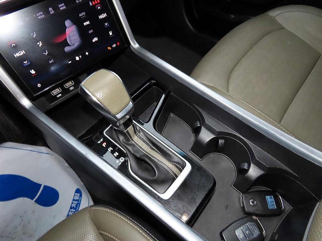 Ssangyong Torres - Vista 10