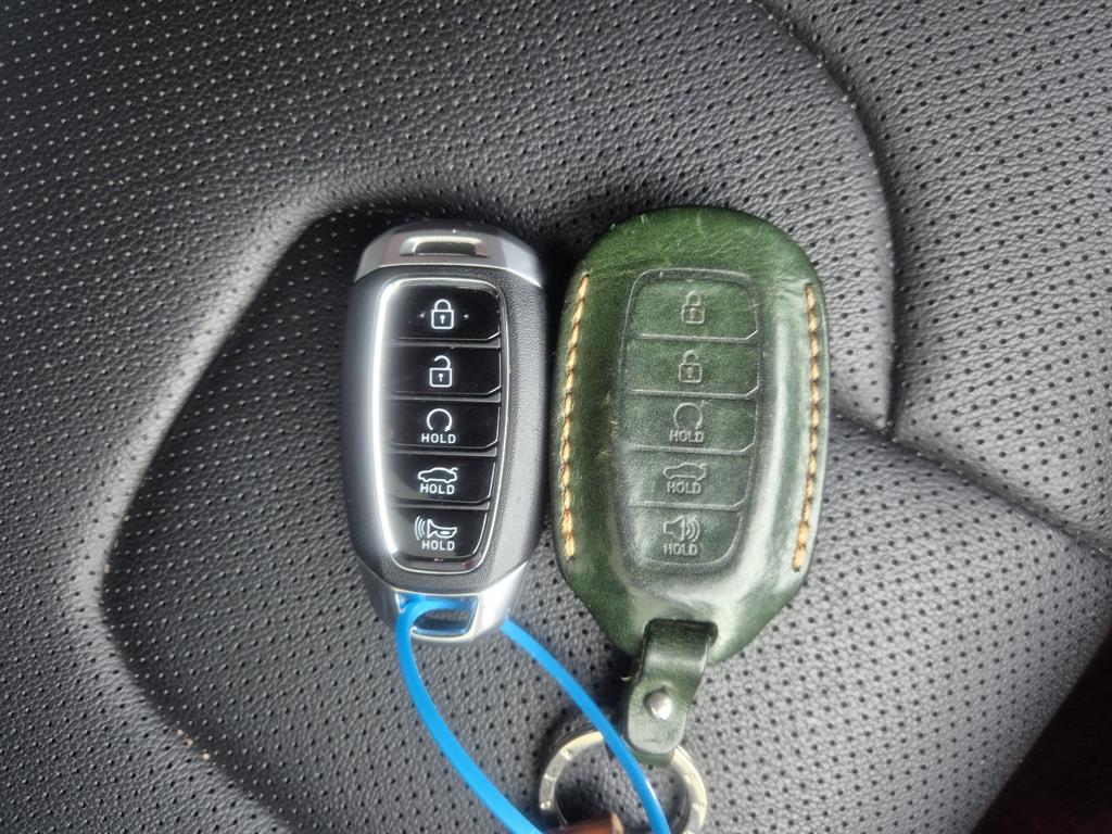 HYUNDAI Avante - Vista 9