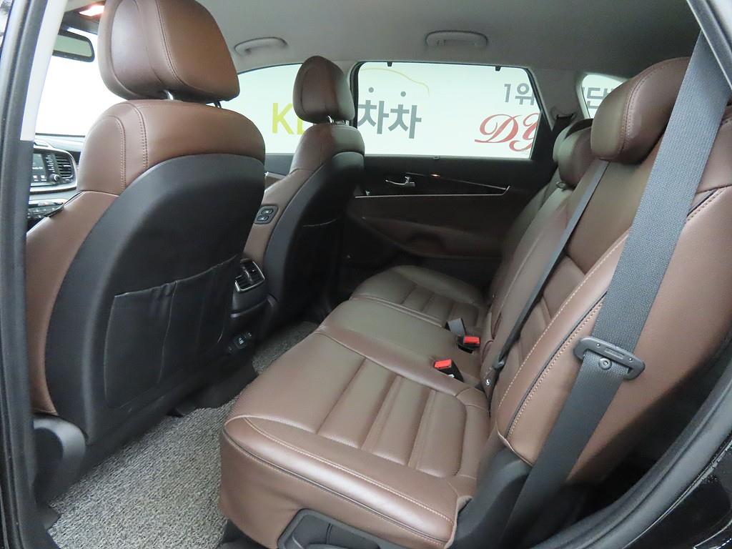 KIA Sorento - Vista 6
