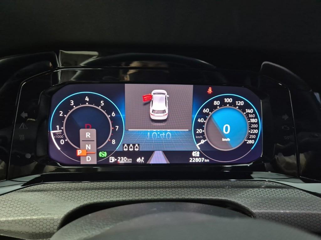 Volkswagen Golf - Vista 7