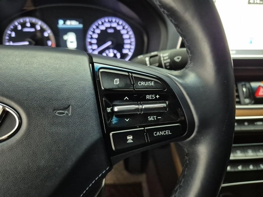 HYUNDAI Grandeur - Vista 11