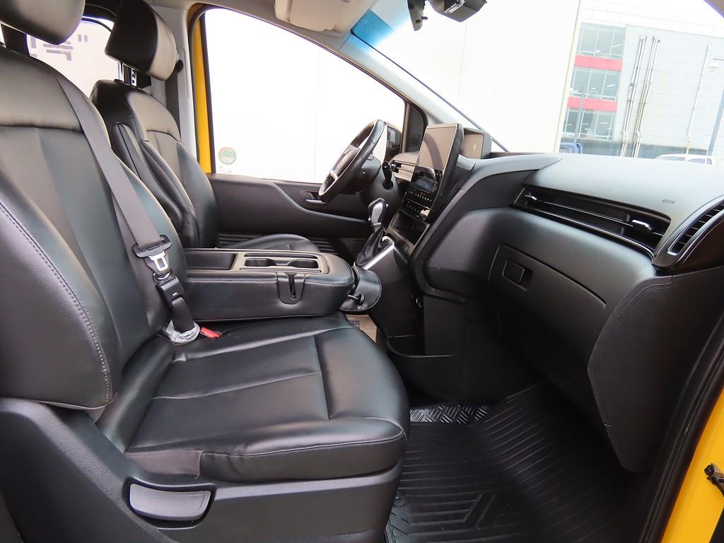 HYUNDAI Staria - Vista 6