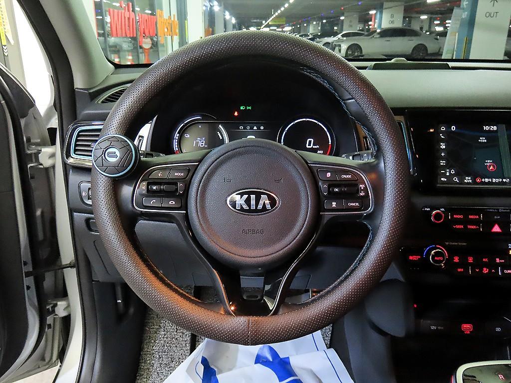KIA Niro - Vista 8