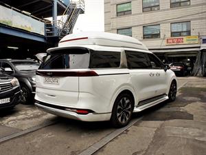 KIA Carnival - Vista 8