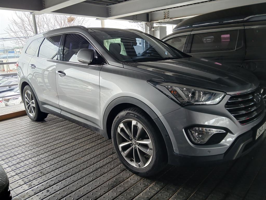 HYUNDAI Maxcruz - Vista 2