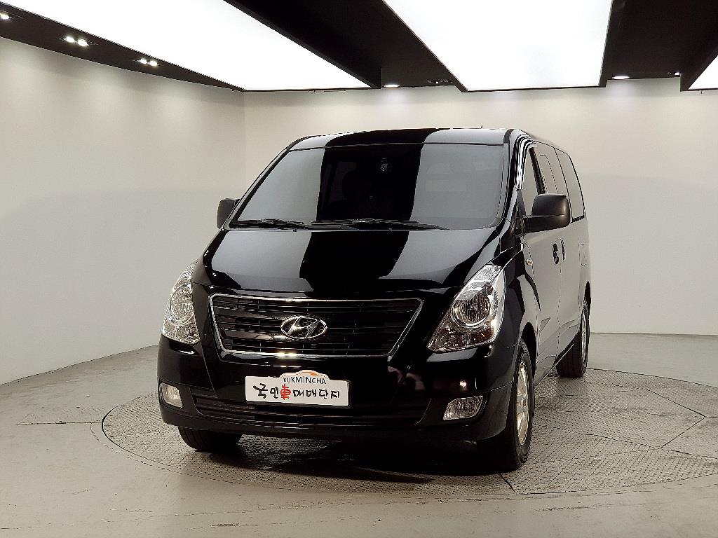 HYUNDAI Starex - Vista 2