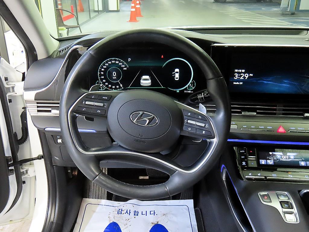 HYUNDAI Grandeur - Vista 8