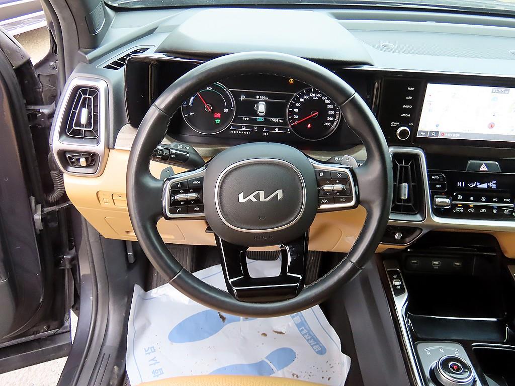 KIA Sorento - Vista 8
