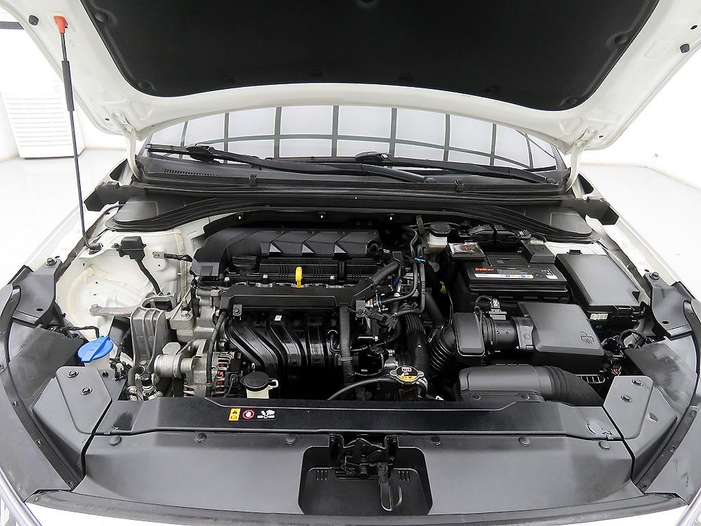 HYUNDAI Avante 2020 Blanco - Importación desde Corea - HF Imports Iquique - Foto 19