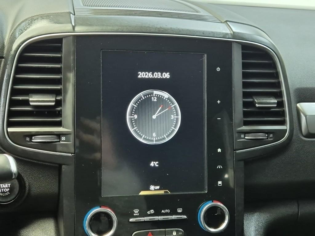 SAMSUNG QM6 - Vista 12