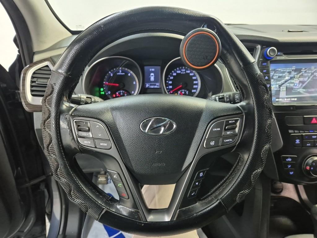 HYUNDAI Santa Fe - Vista 9