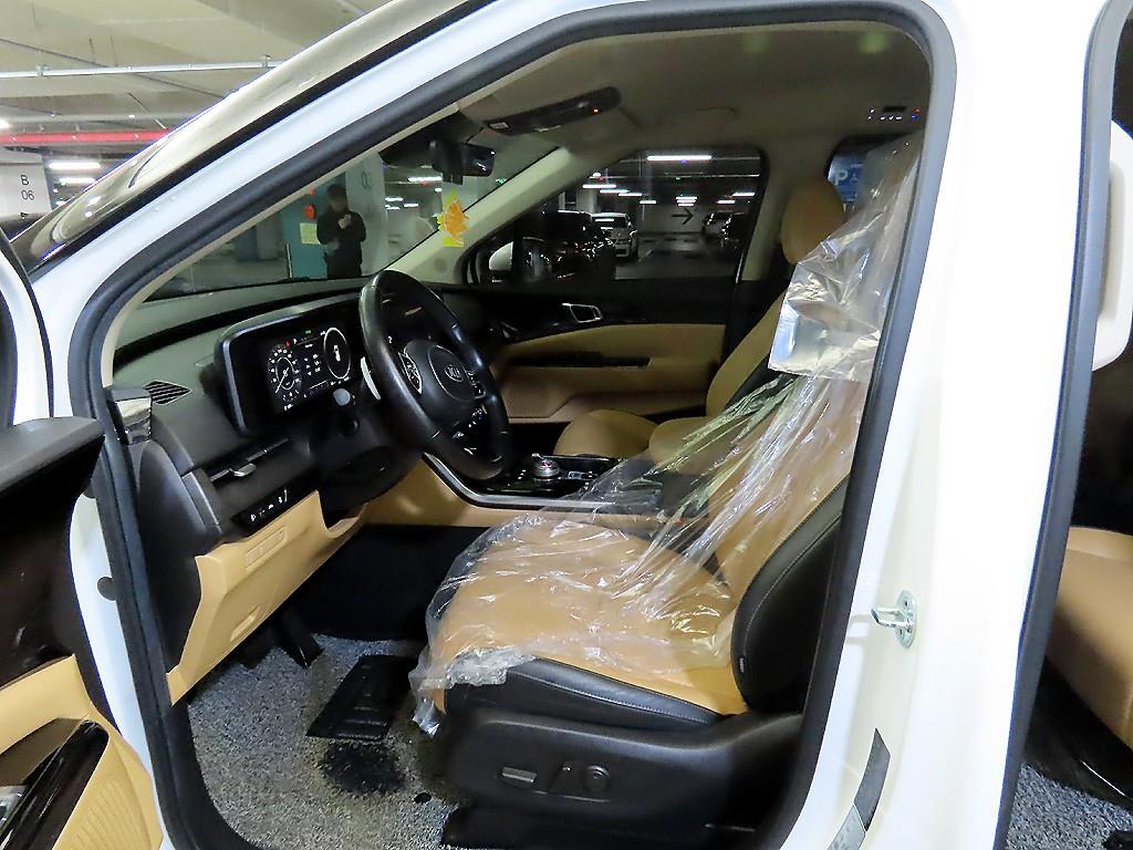 KIA Carnival - Vista 6