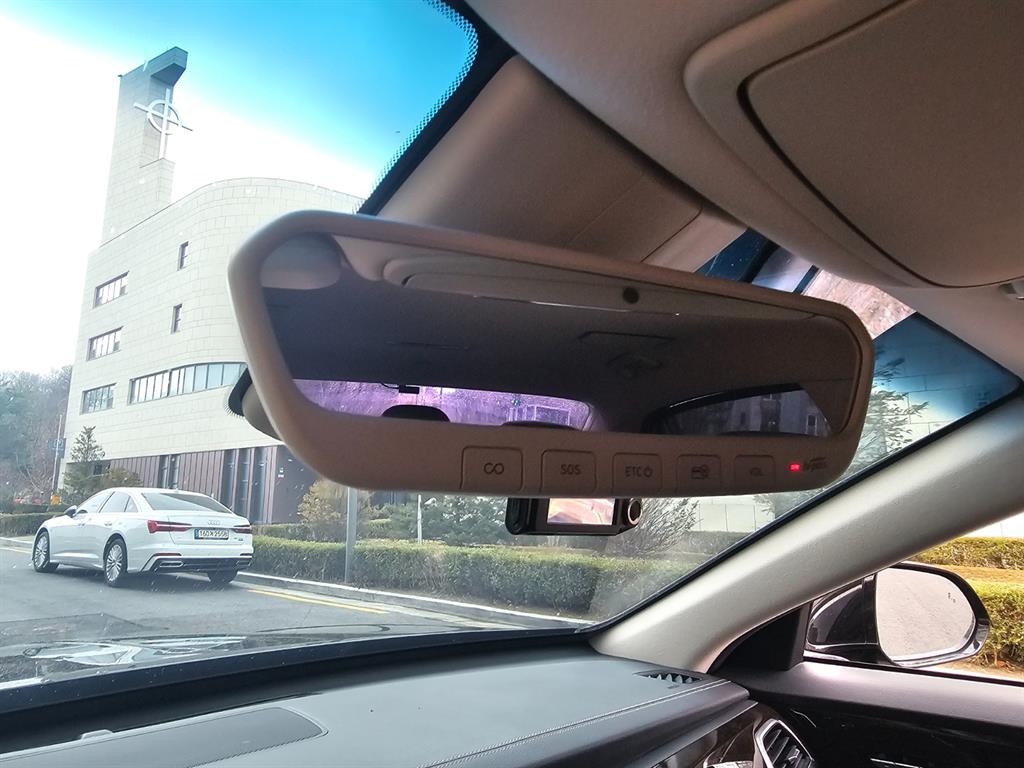 Genesis G90 - Vista 8