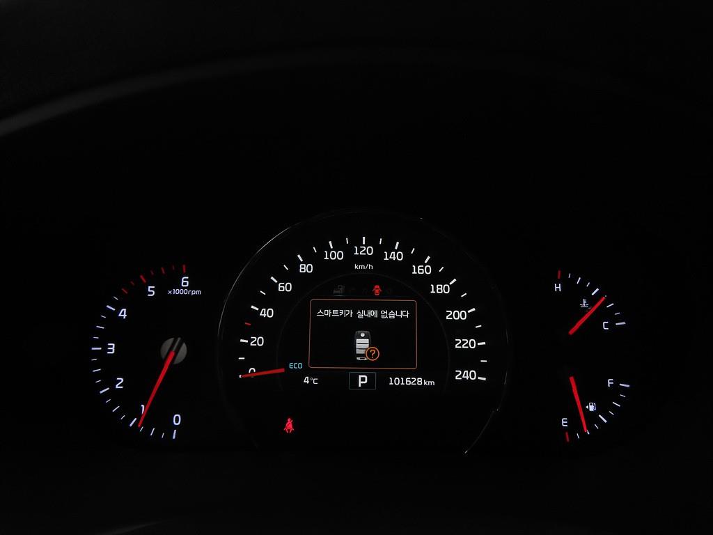 KIA Sorento - Vista 9