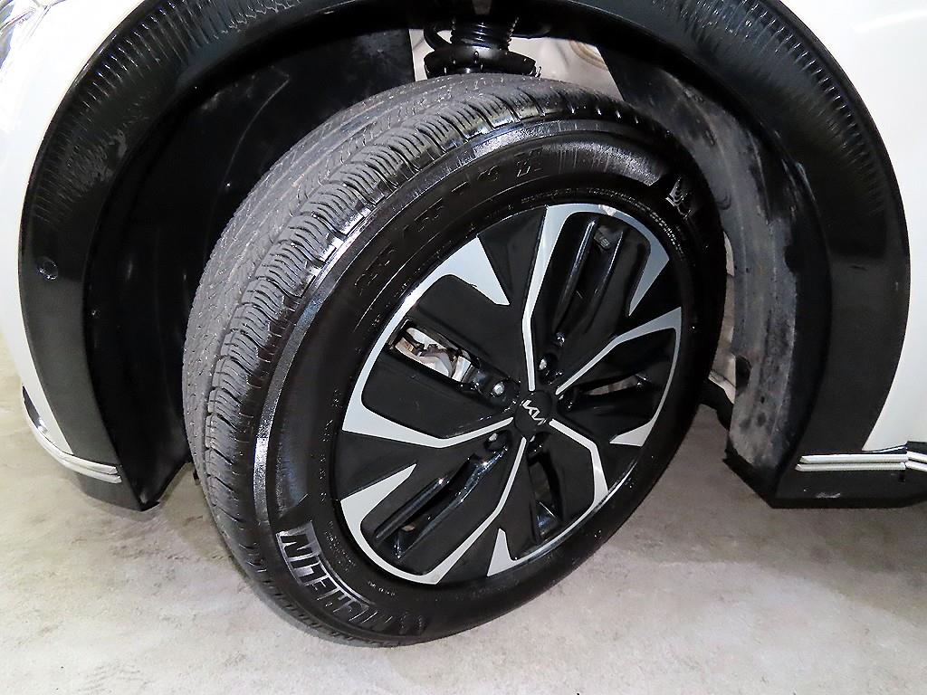 KIA EV6 2023 the color of pearl - Importación desde Corea - HF Imports Iquique - Foto 20