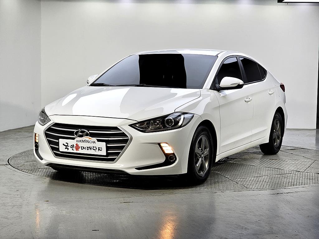 HYUNDAI Avante 2017 Blanco - Importación desde Corea - HF Imports Iquique - Foto 1
