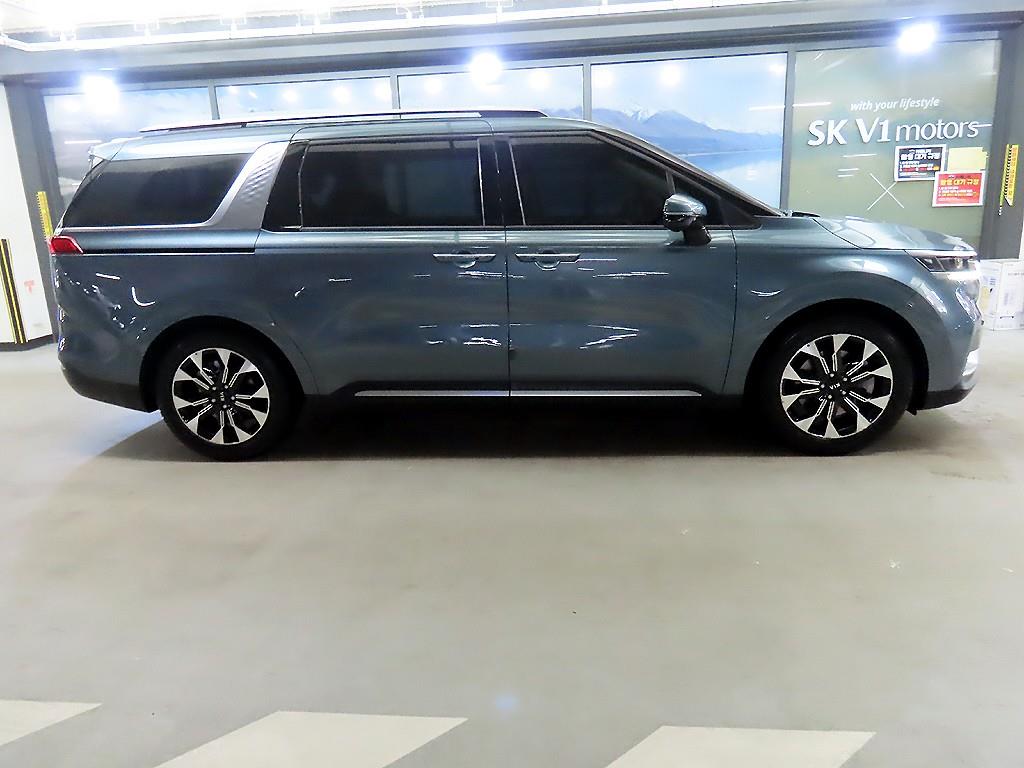KIA Carnival - Vista 3