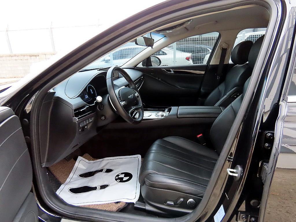 Genesis G80 - Vista 5