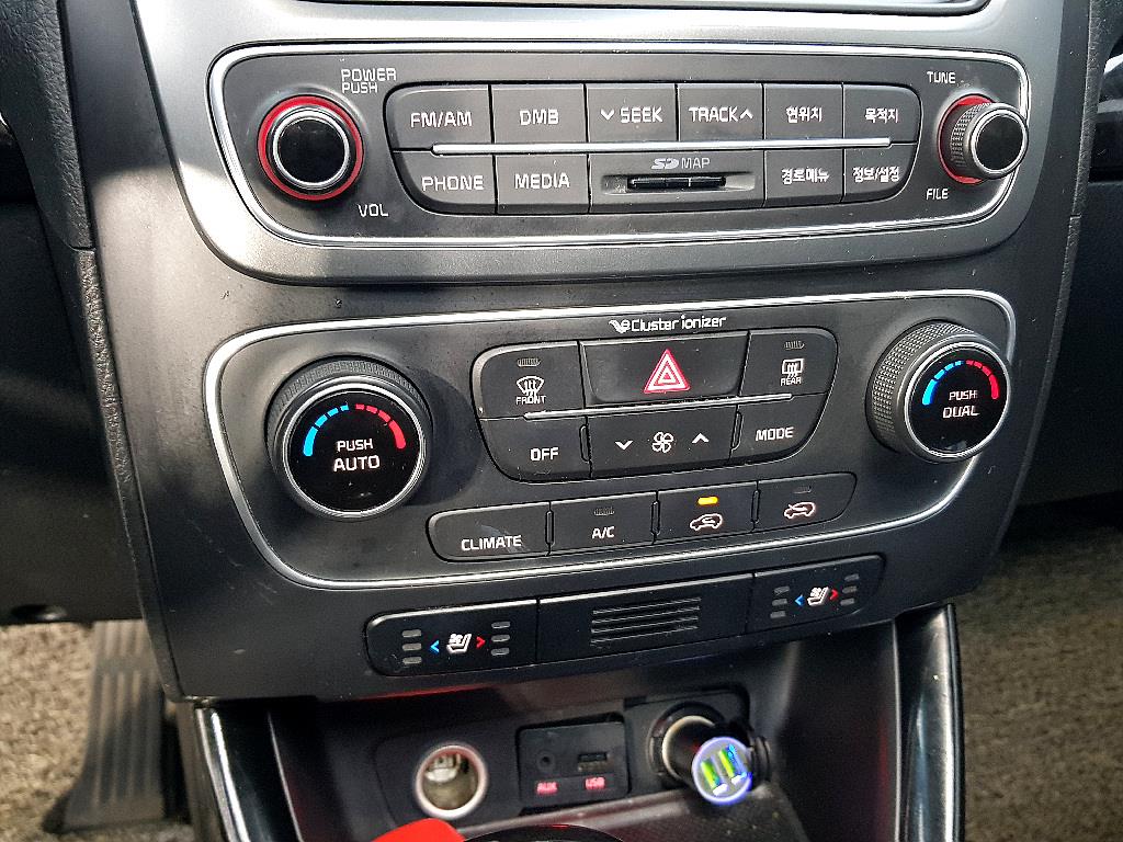 KIA Sorento - Vista 12