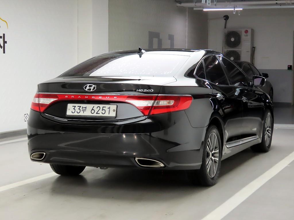 HYUNDAI Grandeur - Vista 4
