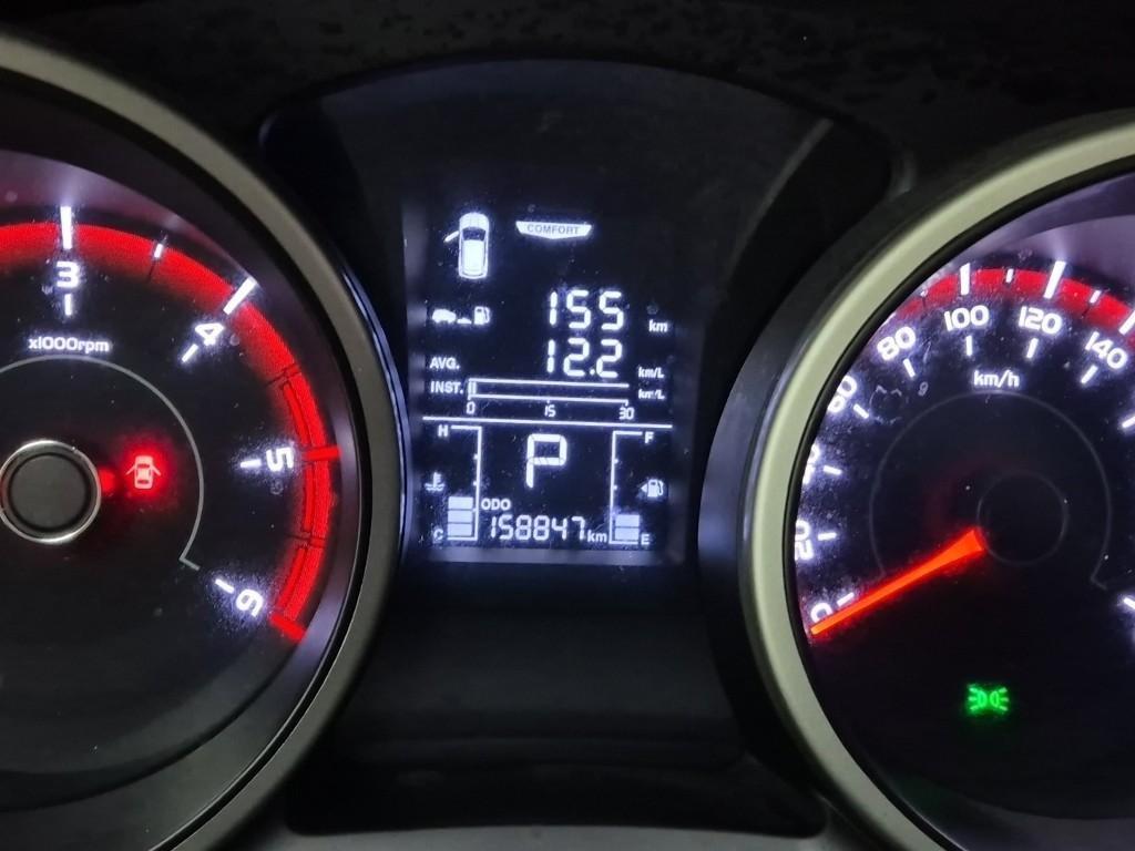 Ssangyong Tivoli - Vista 6