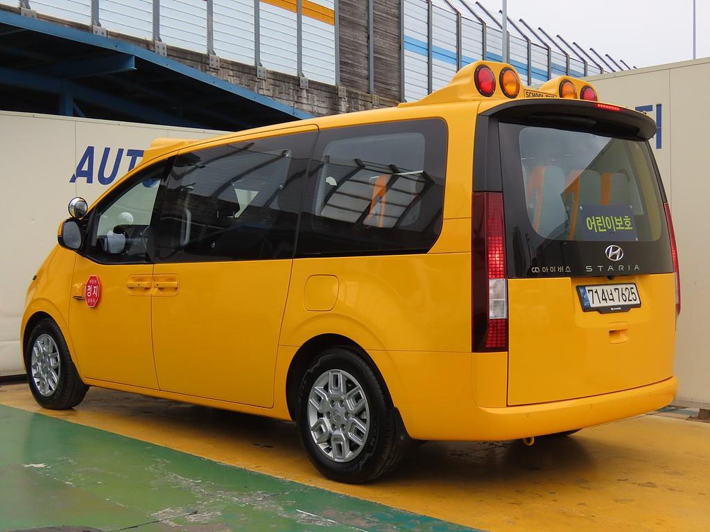 HYUNDAI Staria - Vista 4