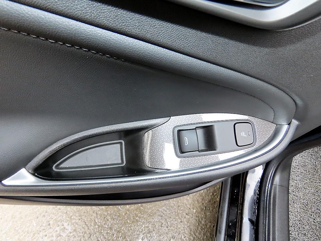 Chevrolet Malibu 2021 Negro - Importación desde Corea - HF Imports Iquique - Foto 16