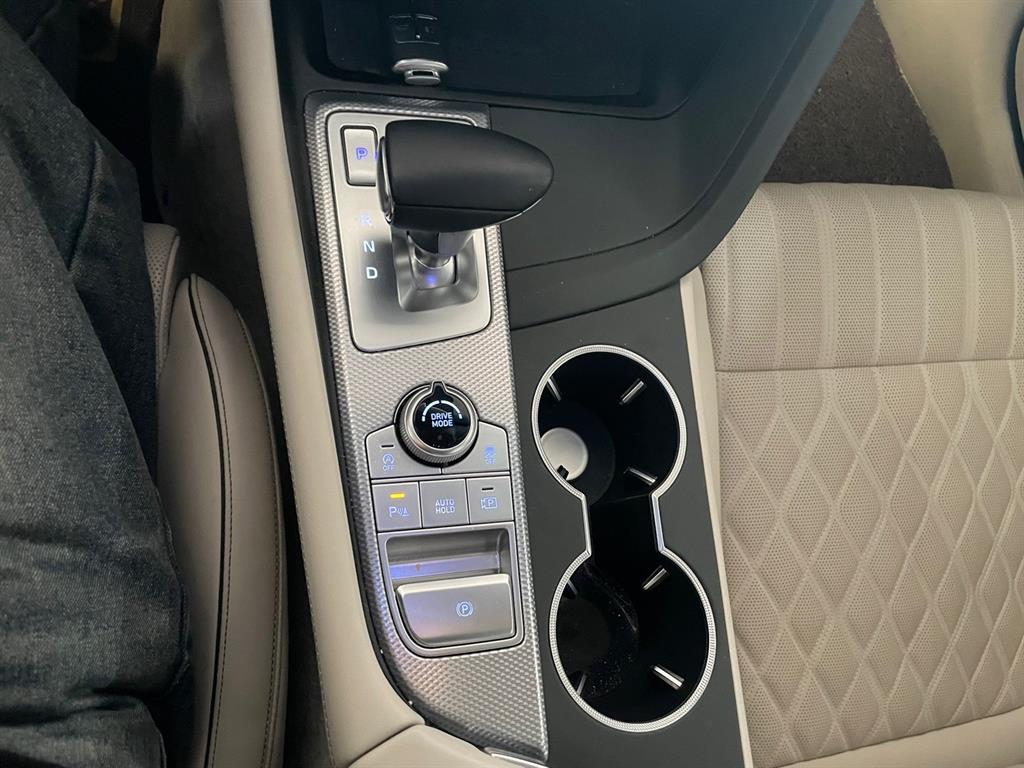 Genesis G70 - Vista 11