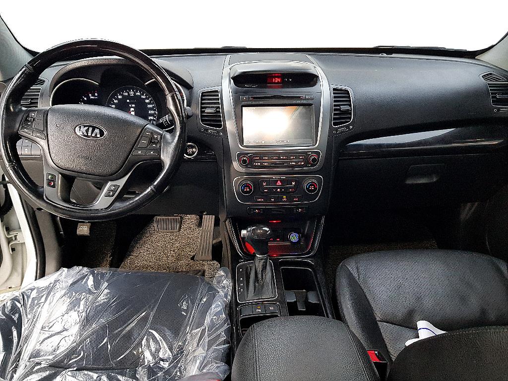 KIA Sorento - Vista 9