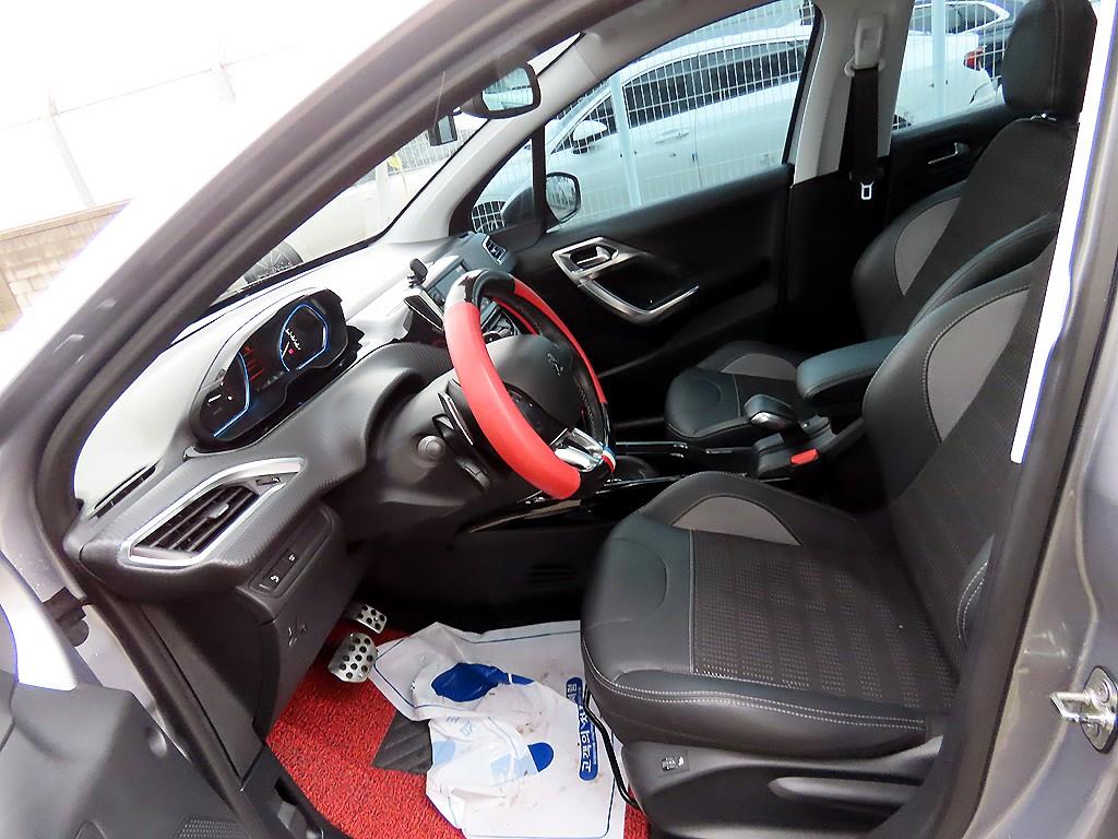 Peugeot 2008 - Vista 5