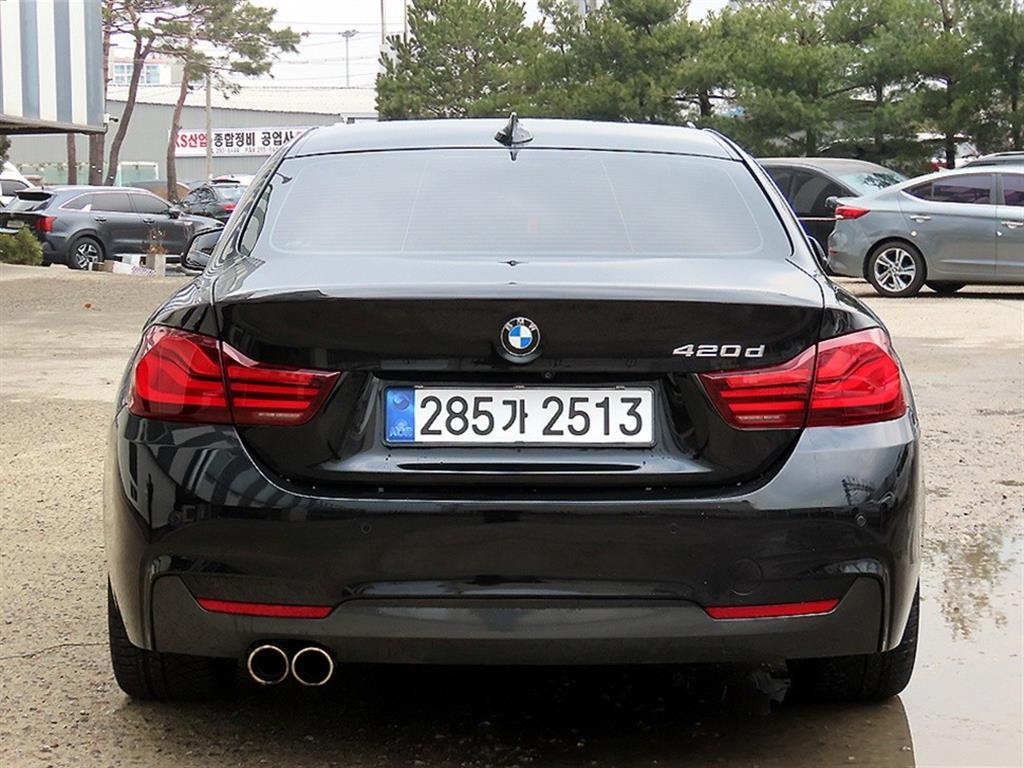 BMW 4 Series - Vista 4