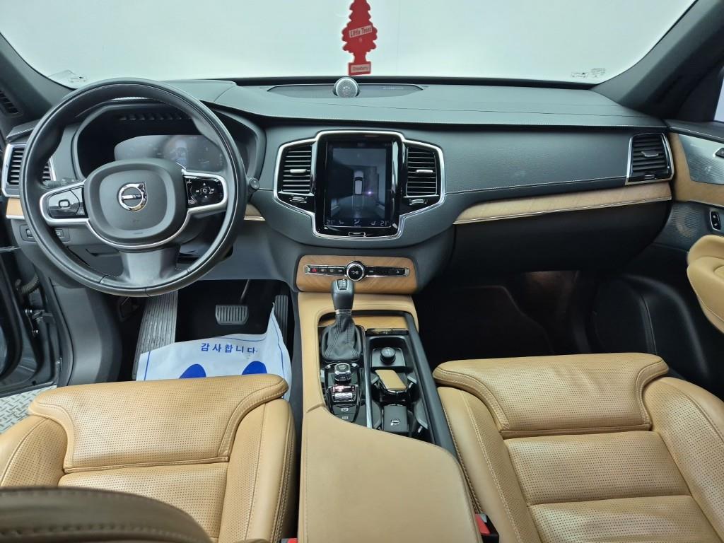 Volvo XC90 - Vista 5