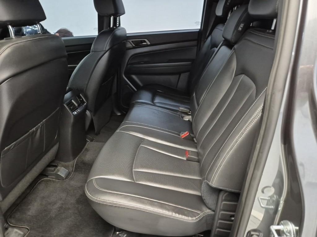 Ssangyong Rexton - Vista 12