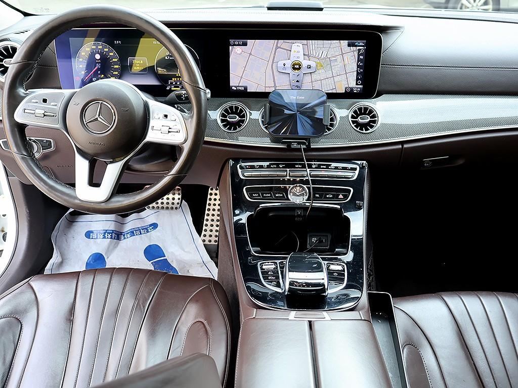 Mercedes Benz CLS Class - Vista 9