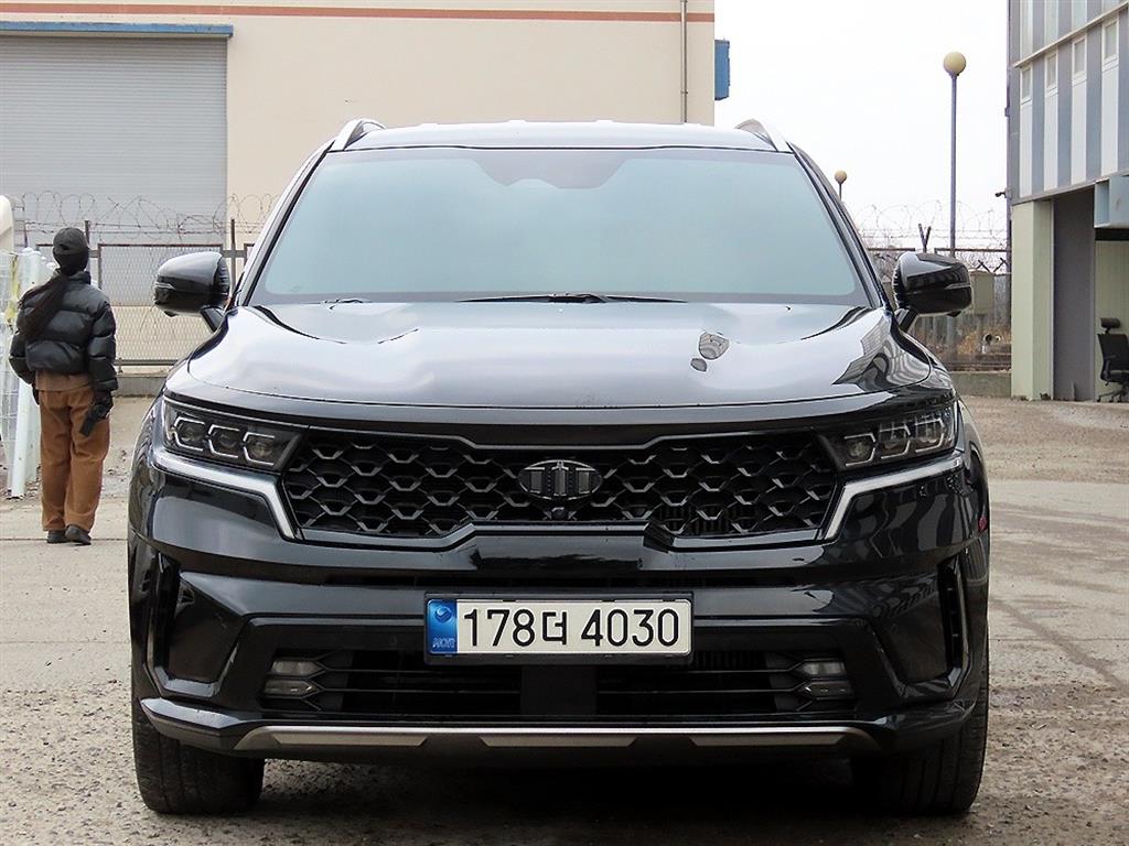 KIA Sorento 2021 Negro - Importación desde Corea - HF Imports Iquique - Foto 1